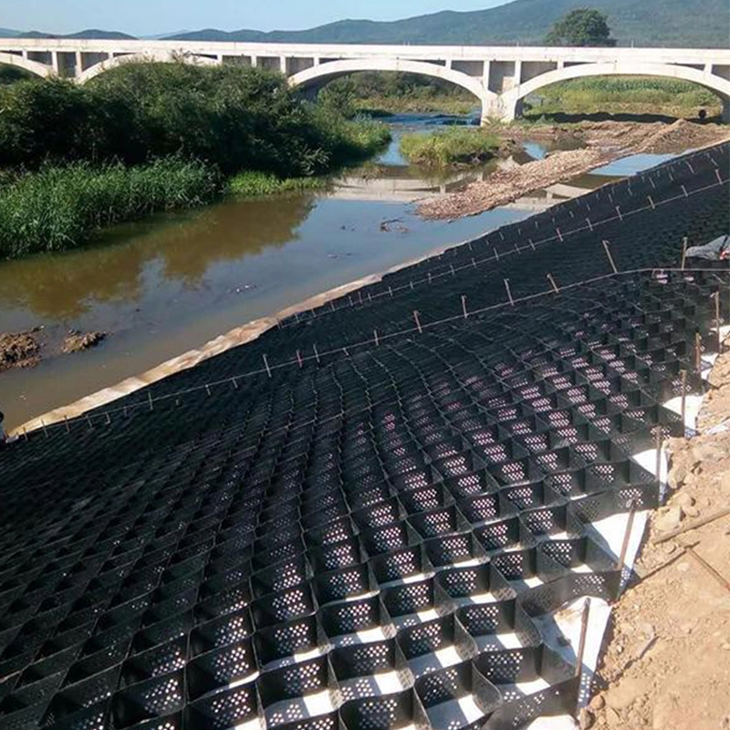 Honeycomb Geoweb HDPE Pea Gravel Ổn định lưới Geocells để kiểm soát xói mòn 1