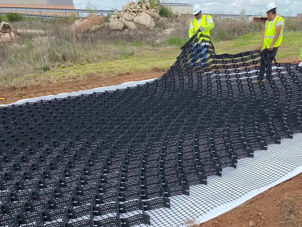 Hệ thống vật liệu lưới sỏi HDPE Đường lái xe Geocell kết cấu Để tăng cường đường 6