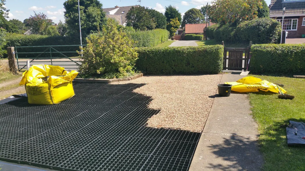 HDPE nhựa cỏ cỏ ổn định lưới cho bãi đậu xe ngoài trời mái nhà vườn thấm Pavers nối nhau 10