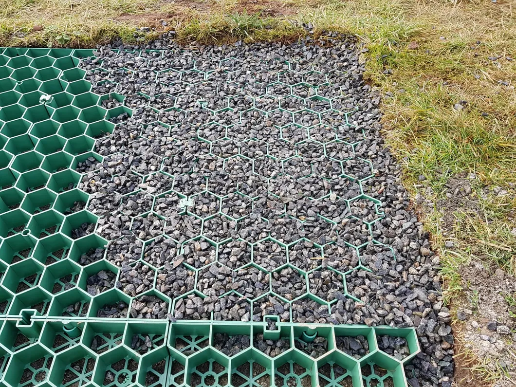 Đường lát nhựa lưới cỏ HDPE Đường lát nhựa lưới cỏ sỏi trong vườn đỗ xe 11