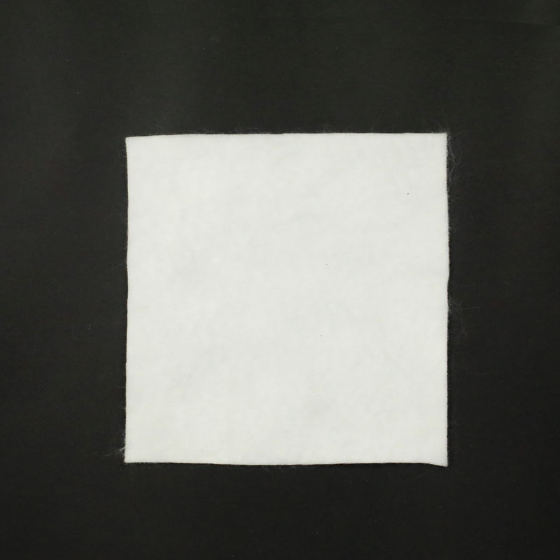 Vải địa kỹ thuật tổng hợp PP Polypropylen Polyester sợi spunbond Kim đục lỗ Vải địa kỹ thuật không dệt cho các dự án chôn lấp đường bộ