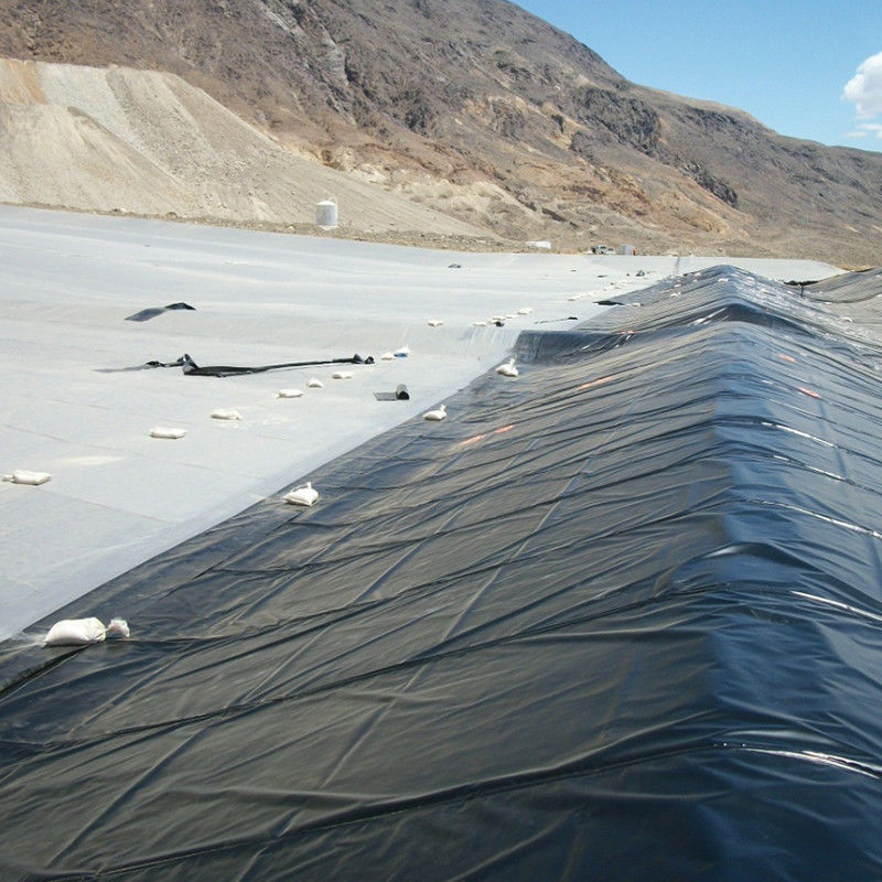 Vật liệu nguyên chất 100% ASTM Standard GM13 HDPE Geomembrane Liner 0.3mm 0.5mm 1.0mm 1.5mm 2.0mm Cho bãi rác / ao tôm