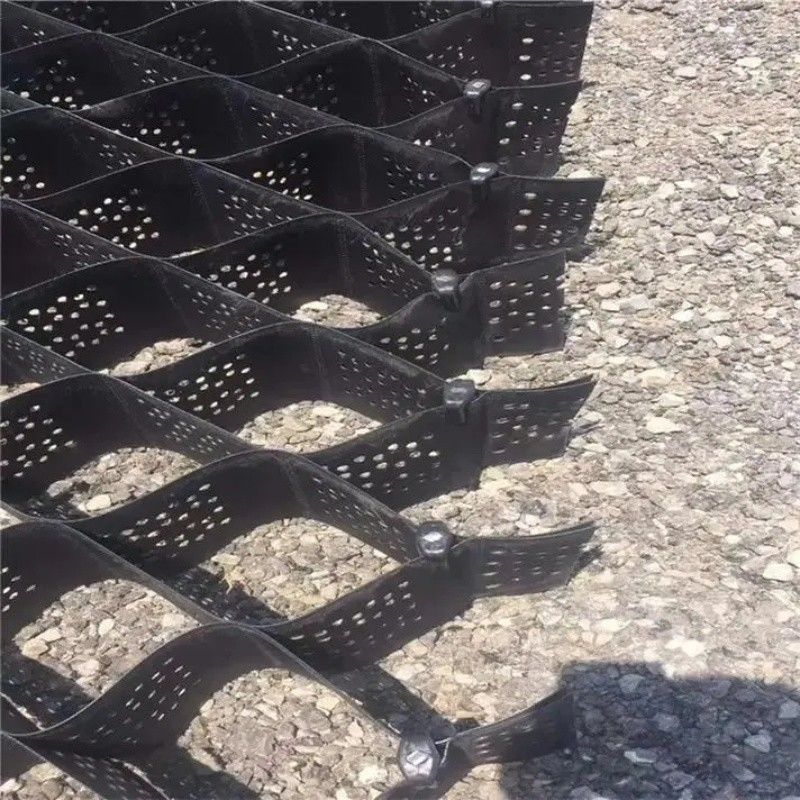 High Honeycomb Black HDPE Geocell Reinforcement Driveway For Road Gravel Stabilizer Grid Supporting Wall Embankment (Đường cắm đất)