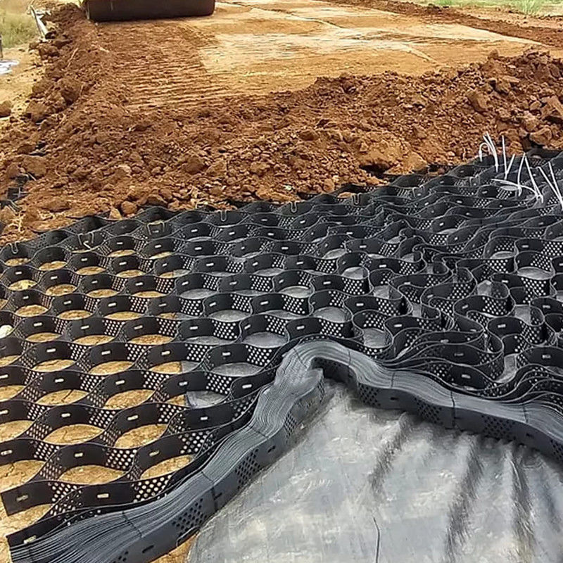 Hệ thống giam giữ tế bào cao kết cấu Honeycomb HDPE Geocell cho đường nền tảng Bảo vệ sườn bãi đậu xe Đường lái xe Bức tường giữ