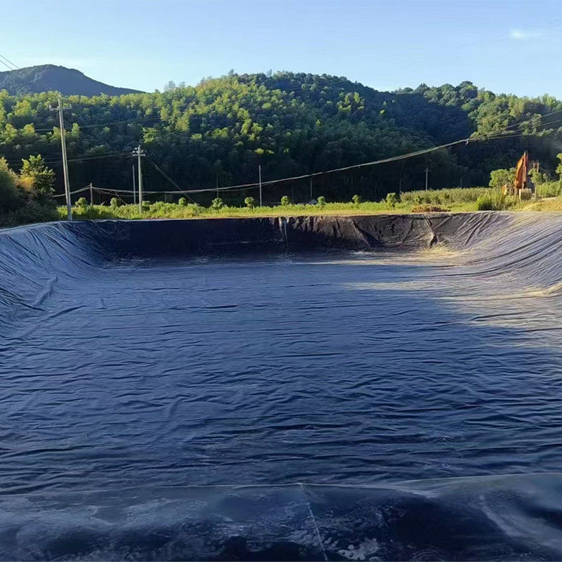 HDPE Geomembrane Pond Liner 1.0mm Độ dày Với 100% Vật liệu nguyên chất cho kênh nước
