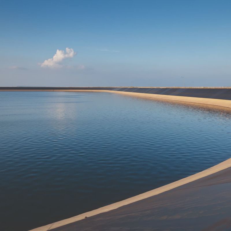 Bộ phim đen lâu dài chống tia cực tím Geomembrane Liner Pond Fish Farm cho sử dụng hồ nhân tạo đập