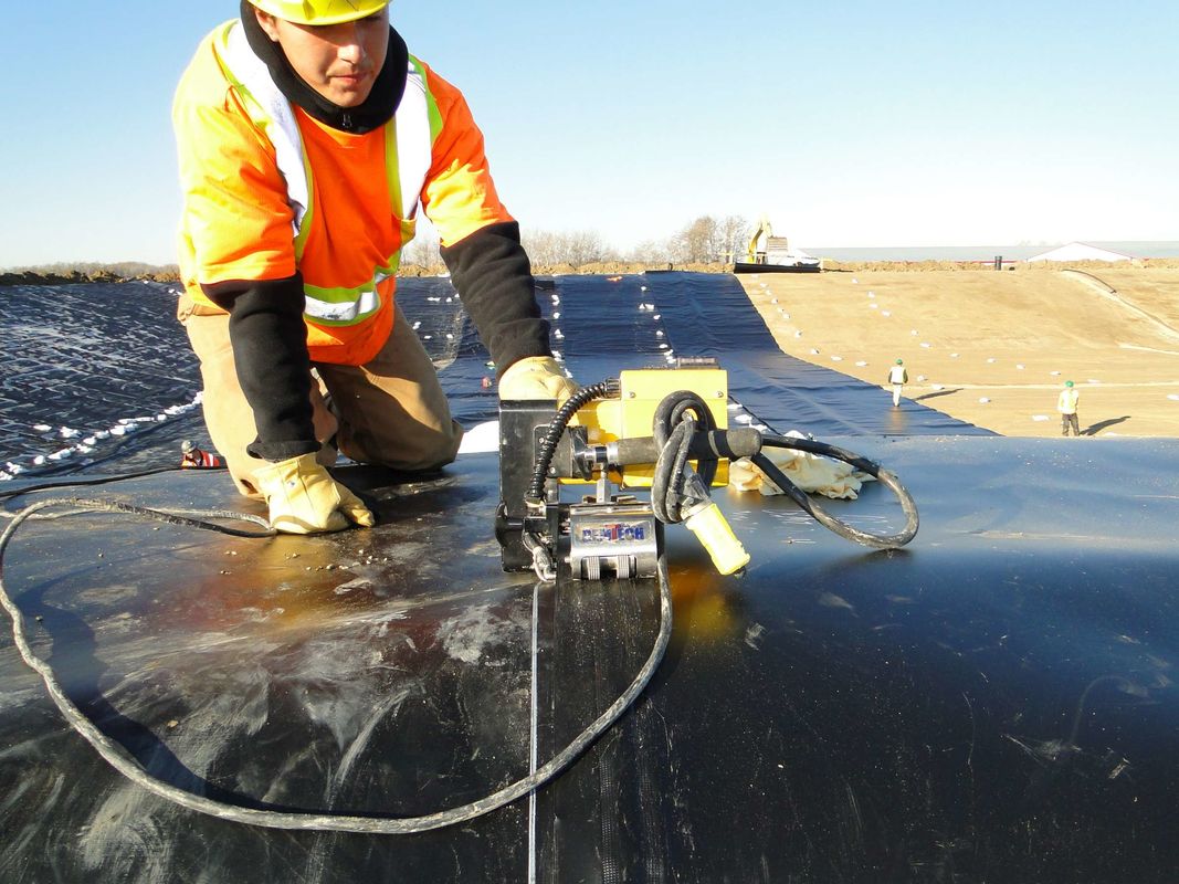 Màng chống thấm HDPE bền cho ao nuôi cá, màng nhựa chống thấm nước cho ao nuôi trồng thủy sản, ao và hồ chứa nước