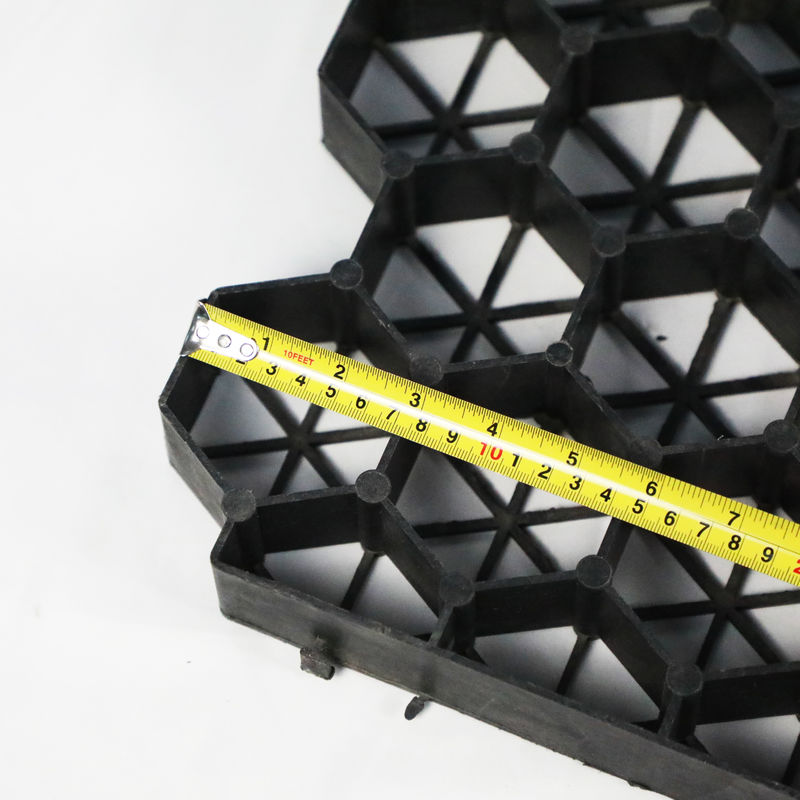 Mạng lưới cỏ nhựa cho bãi đậu xe Fire Exit HDPE Pavers Geogrid cho cảnh quan Ground Geocell Gravel Paddock Grid