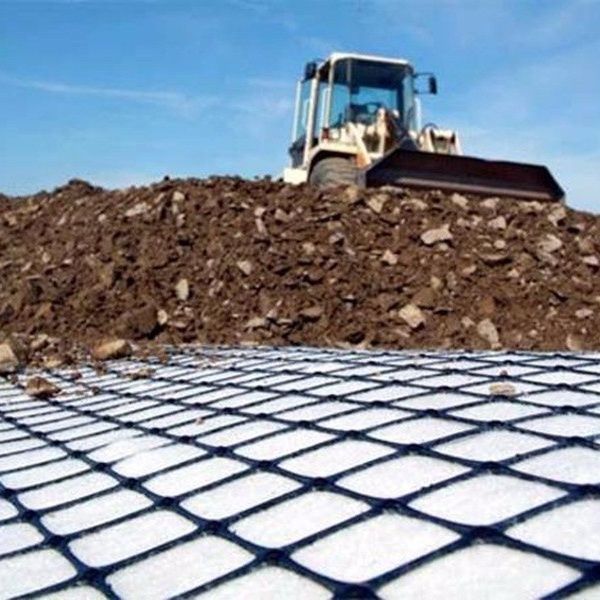 Độ bền kéo cao Biaxial Plastic Mesh 30kN / m Đen PP / PET Geogrid cho tăng cường đất và ổn định đường